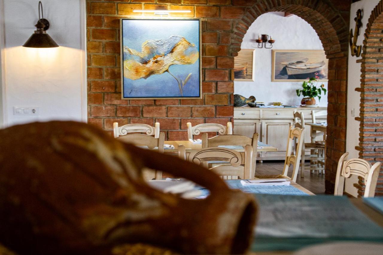 Hotel Almadraba Захара-де-лос-Атунес Экстерьер фото